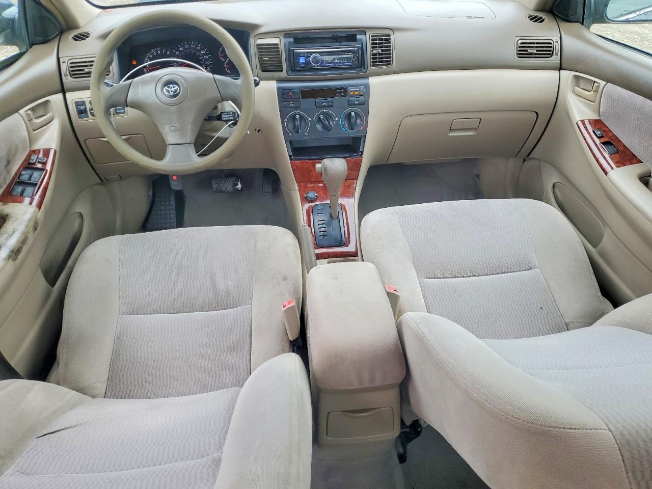 2005 TOYOTA COROLLA CE photo 8
