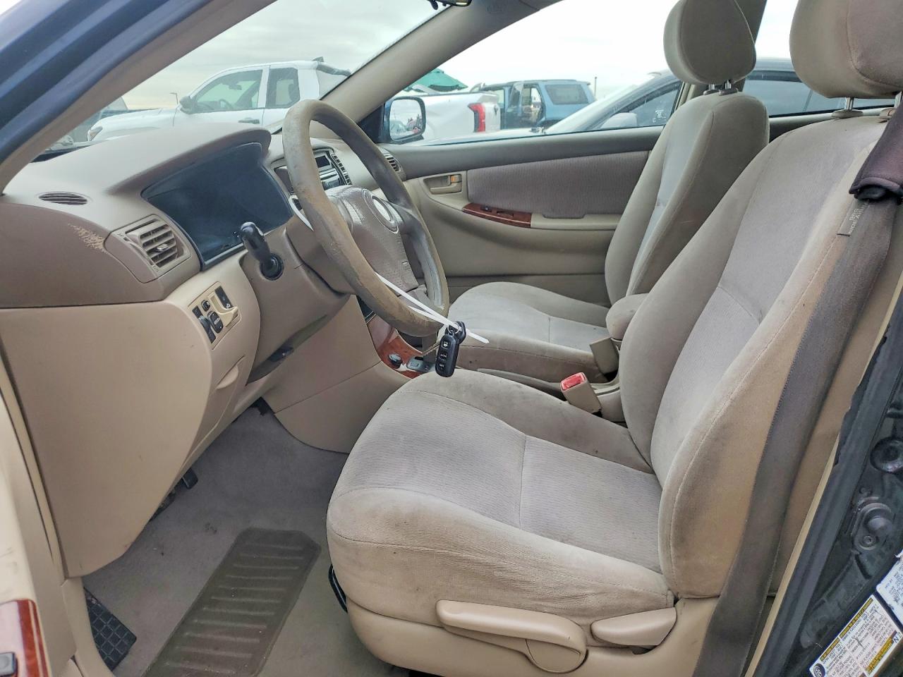 2005 TOYOTA COROLLA CE photo 7