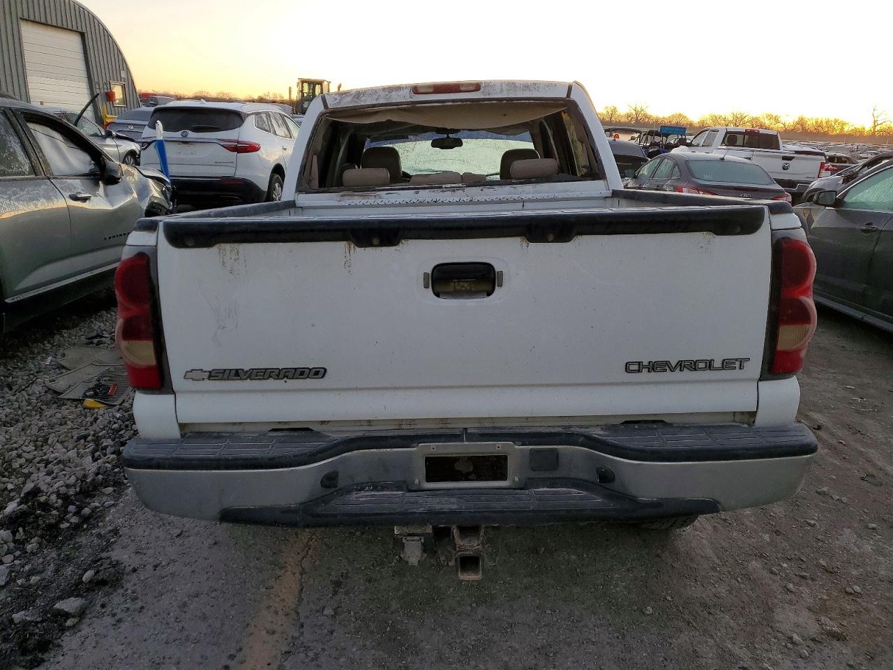 2005 CHEVROLET SILVERADO K1500 photo 6
