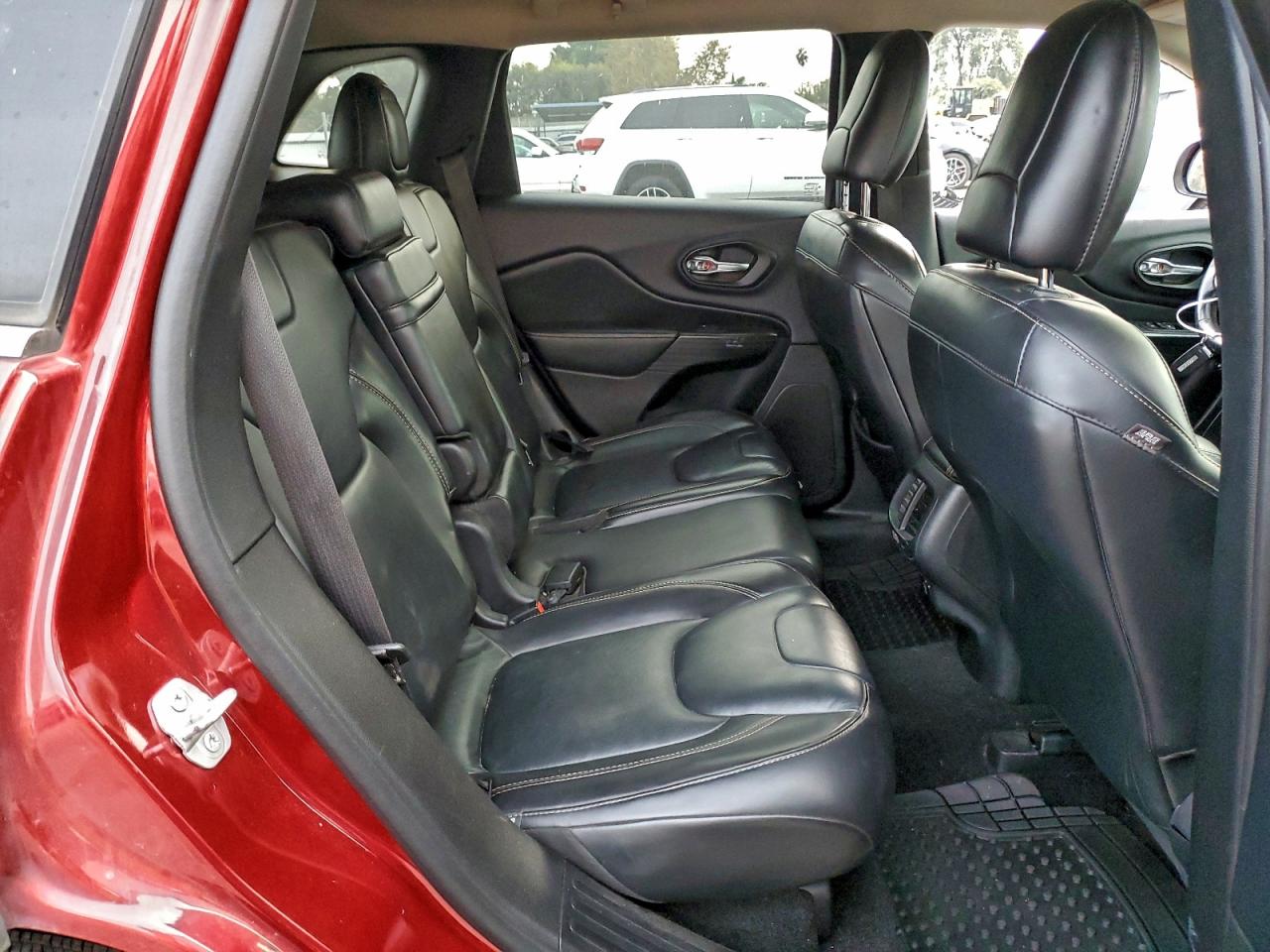 2016 JEEP CHEROKEE LIMITED photo 11