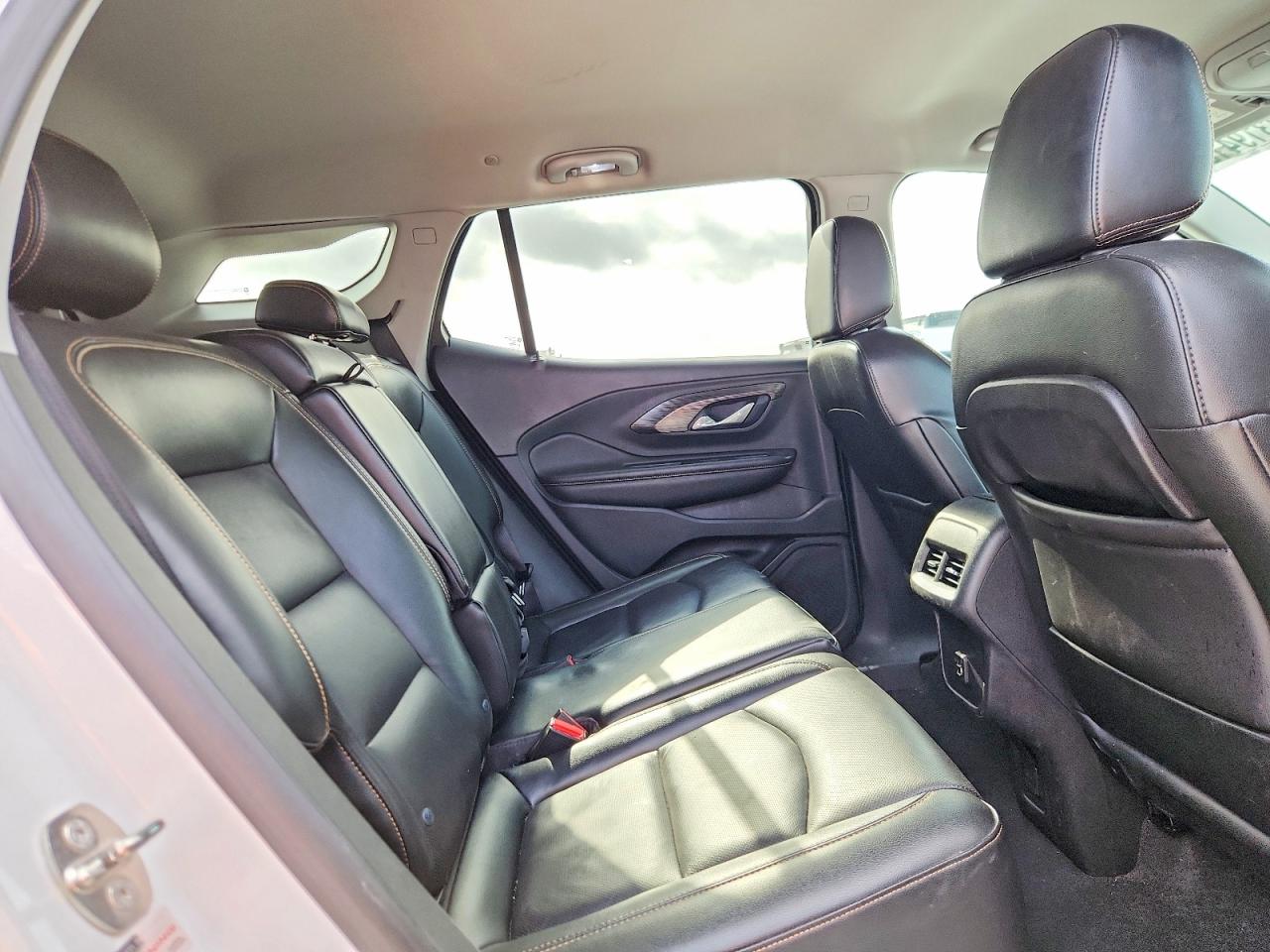 2019 GMC TERRAIN SLT photo 11
