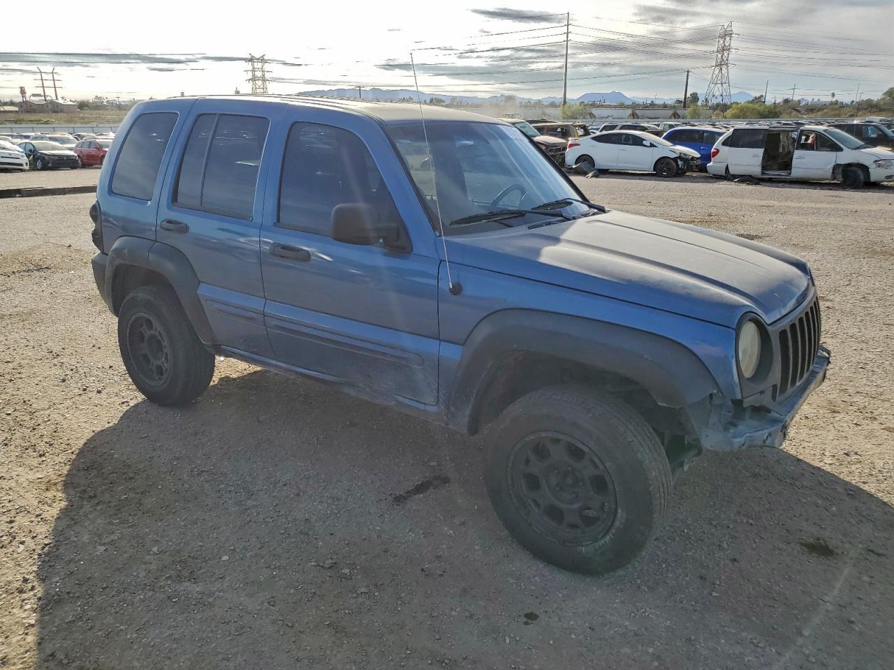 2004 JEEP LIBERTY SPORT photo 4