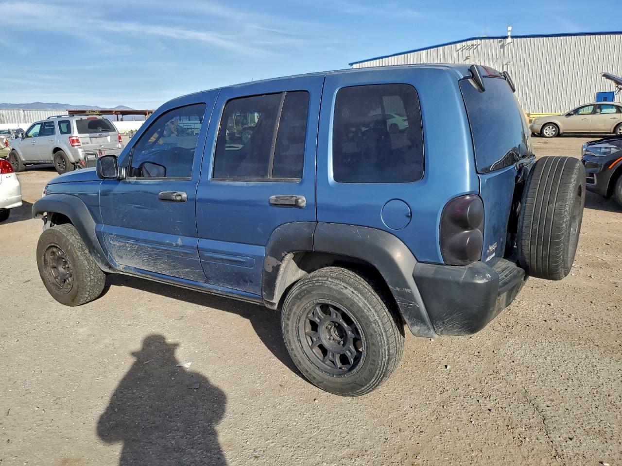 2004 JEEP LIBERTY SPORT photo 2