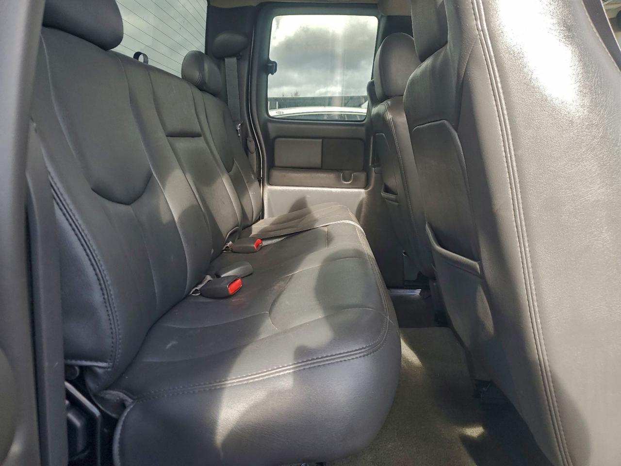 2004 CHEVROLET SILVERADO C1500 photo 10