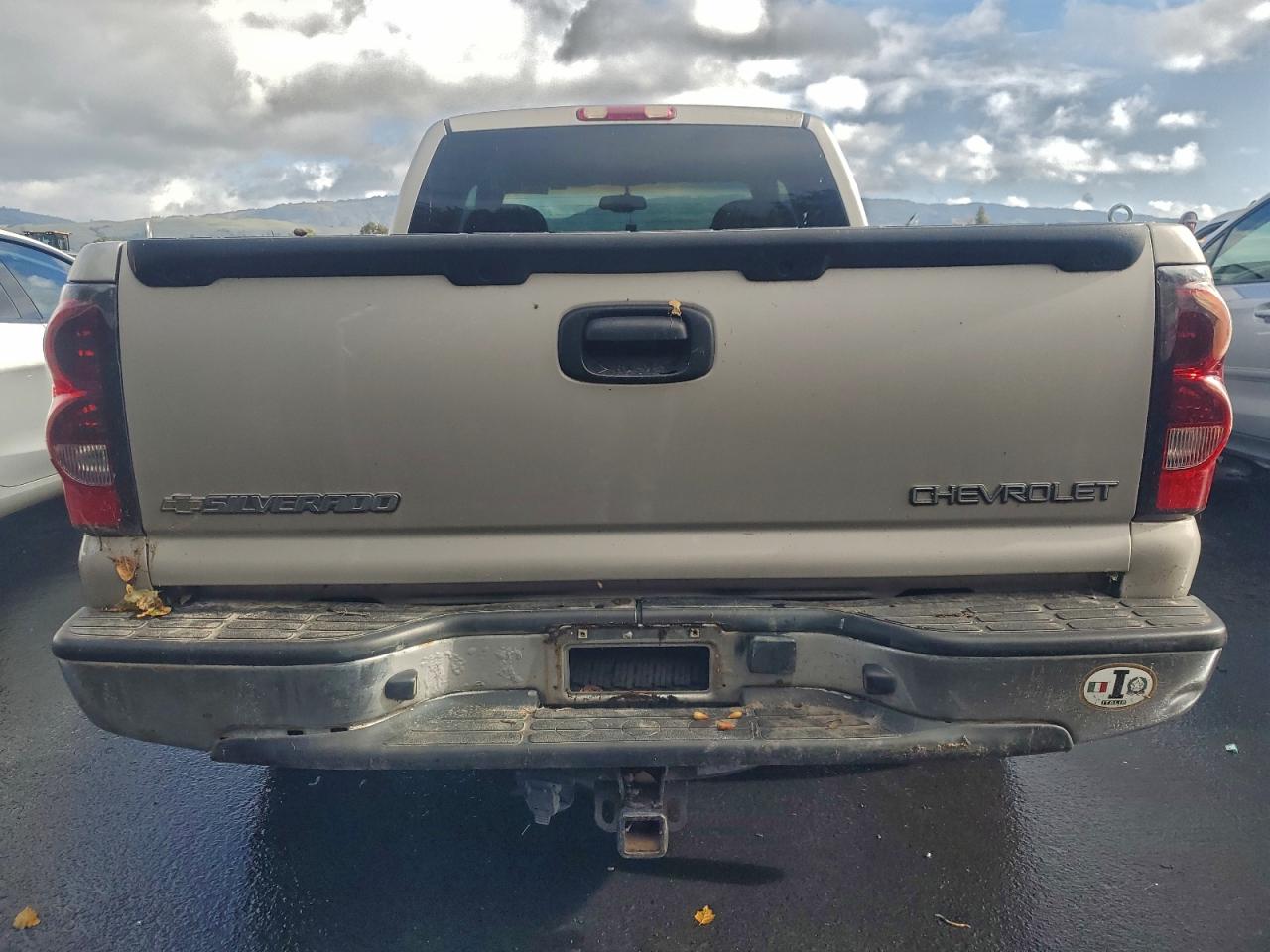 2004 CHEVROLET SILVERADO C1500 photo 6