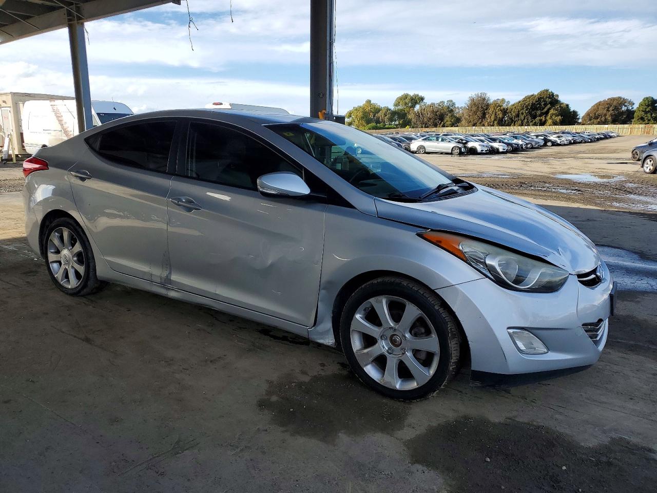 2013 HYUNDAI ELANTRA GLS photo 4