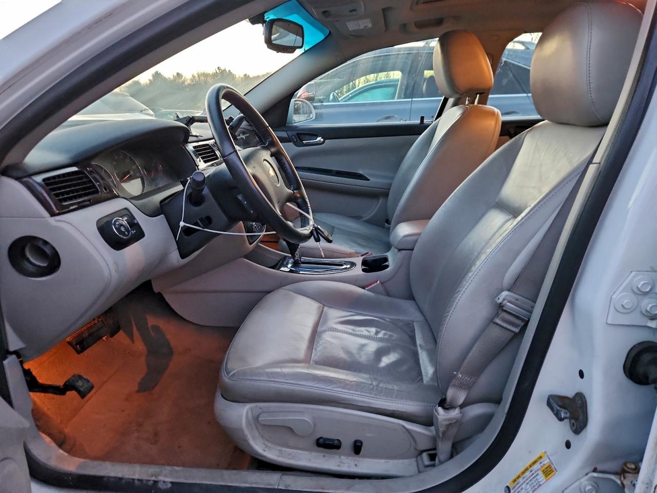 2013 CHEVROLET IMPALA LTZ photo 7