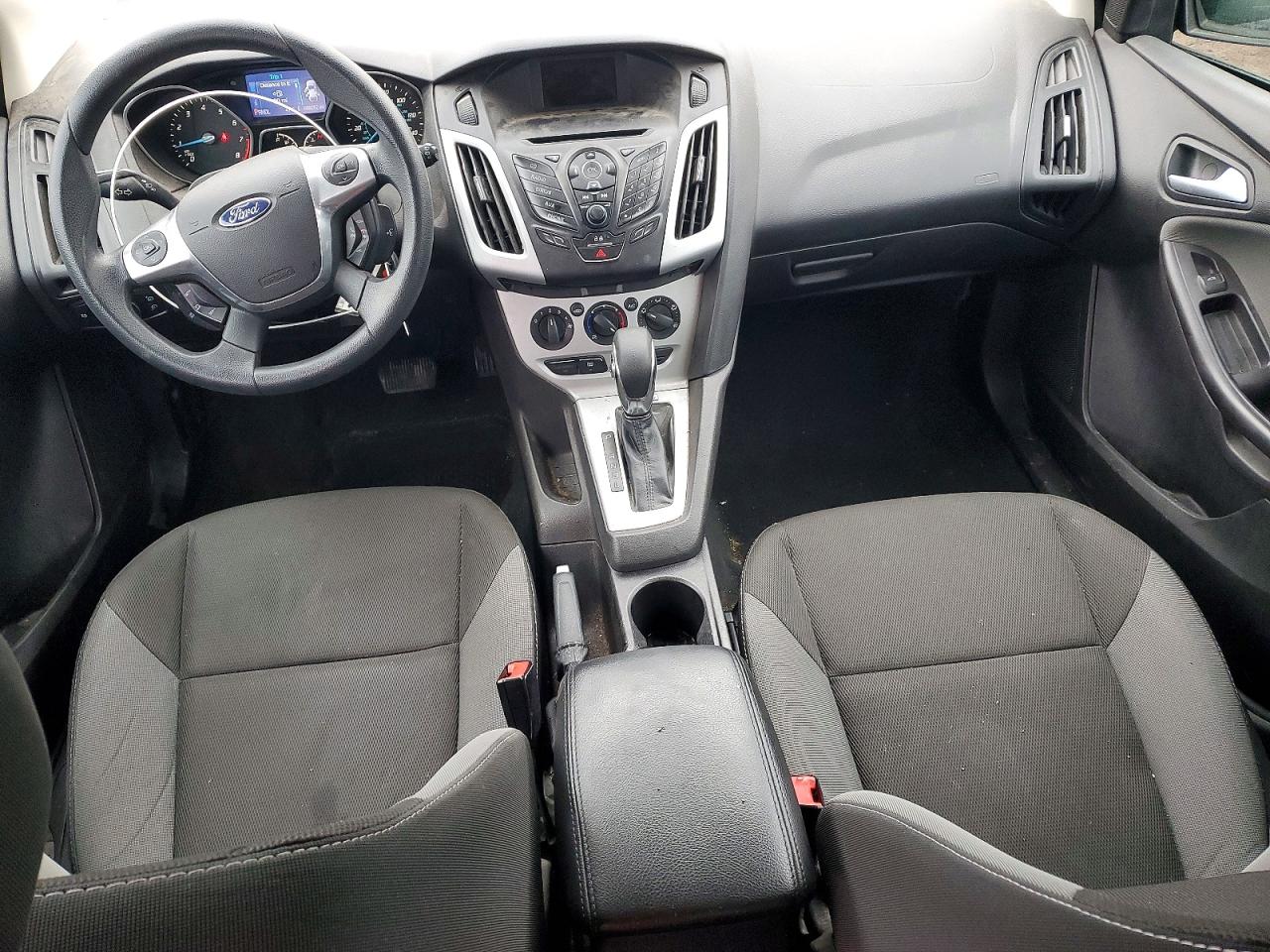 2013 FORD FOCUS SE photo 8