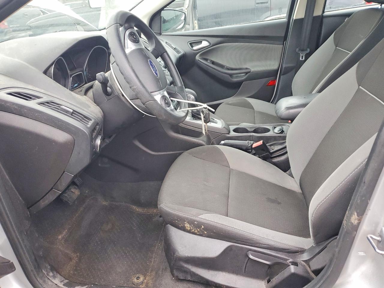 2013 FORD FOCUS SE photo 7
