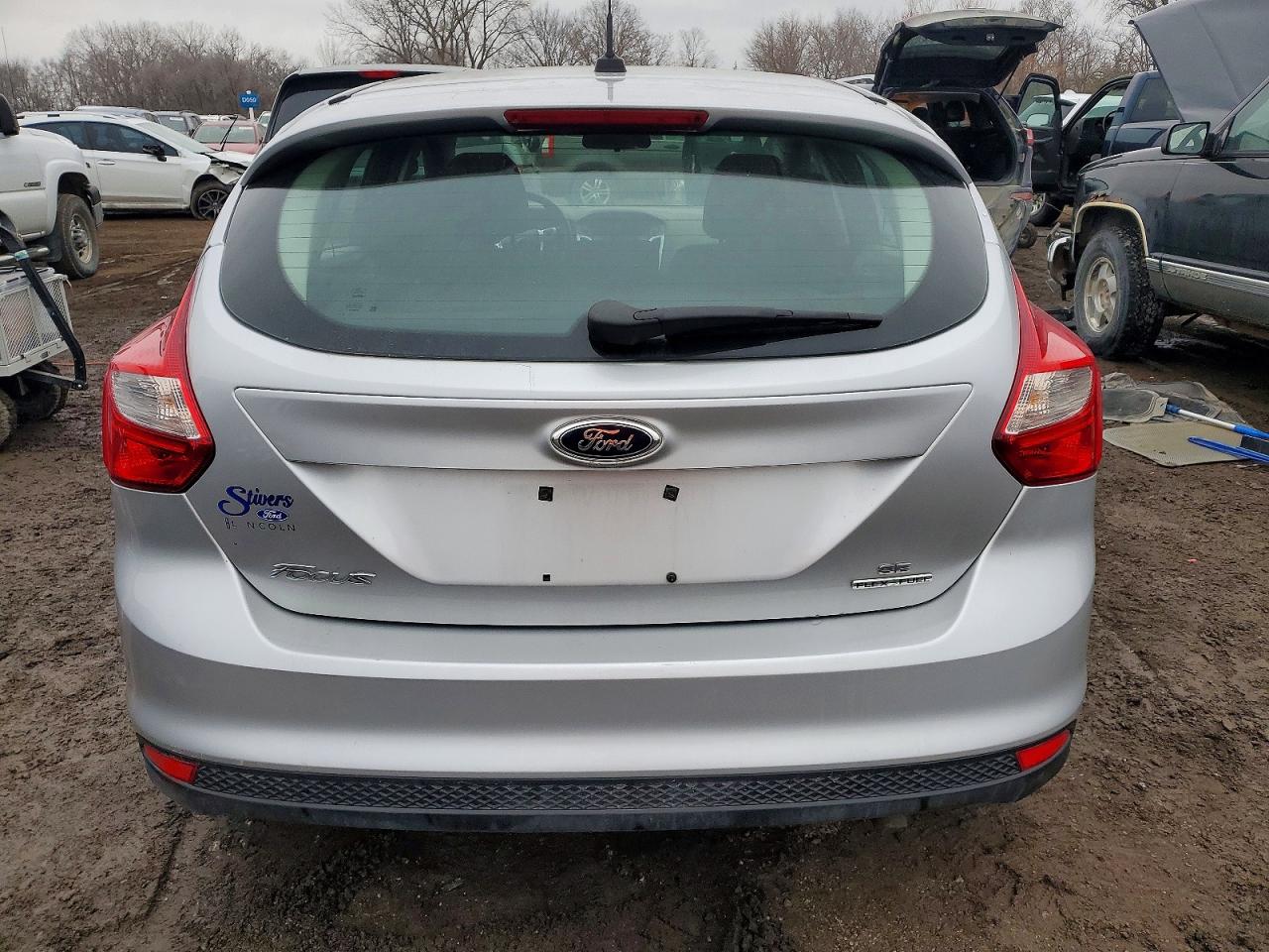 2013 FORD FOCUS SE photo 6