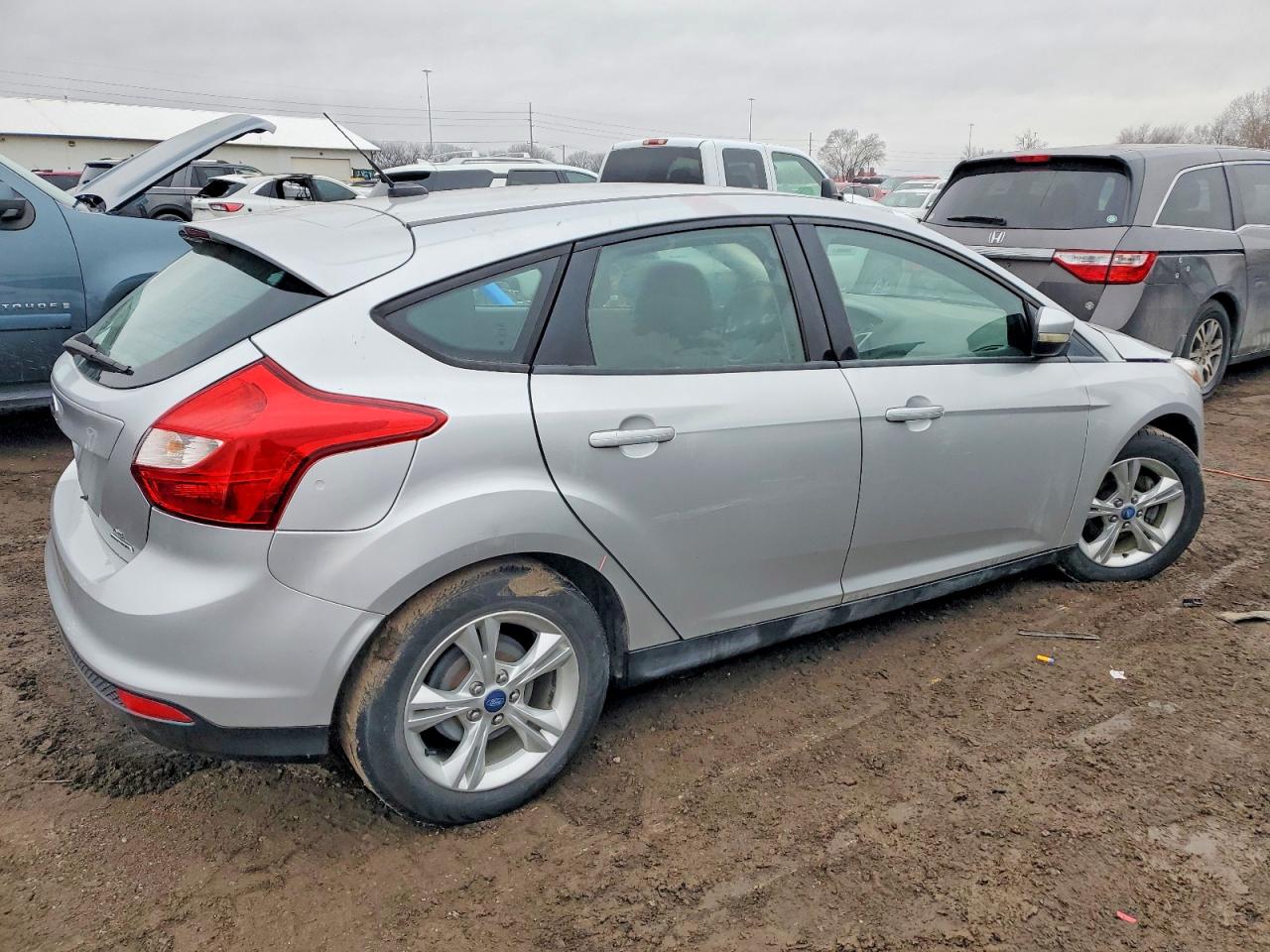 2013 FORD FOCUS SE photo 3