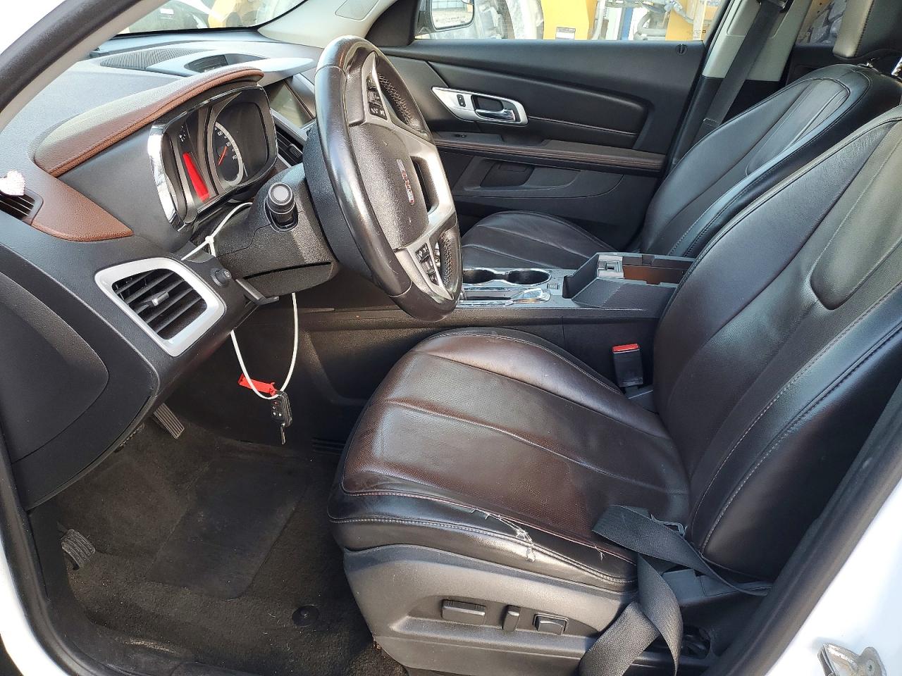 2013 GMC TERRAIN SLT photo 13