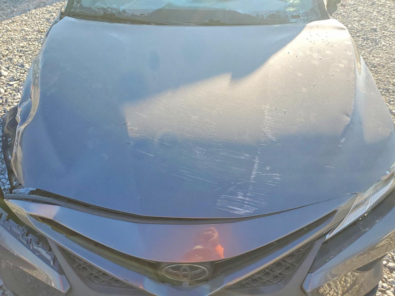 2020 TOYOTA CAMRY SE photo 11