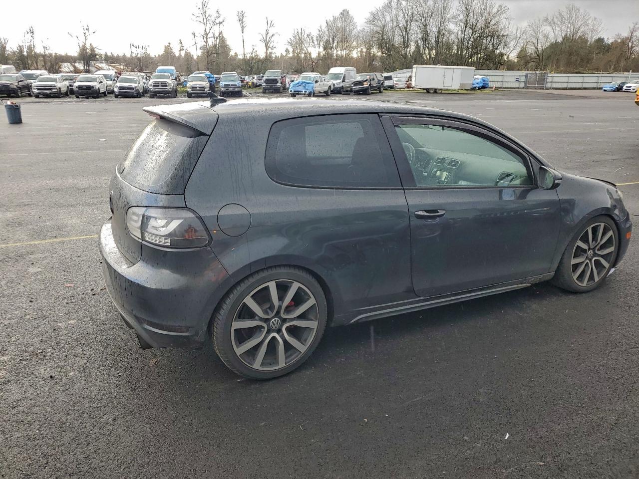 2012 VOLKSWAGEN GTI photo 3