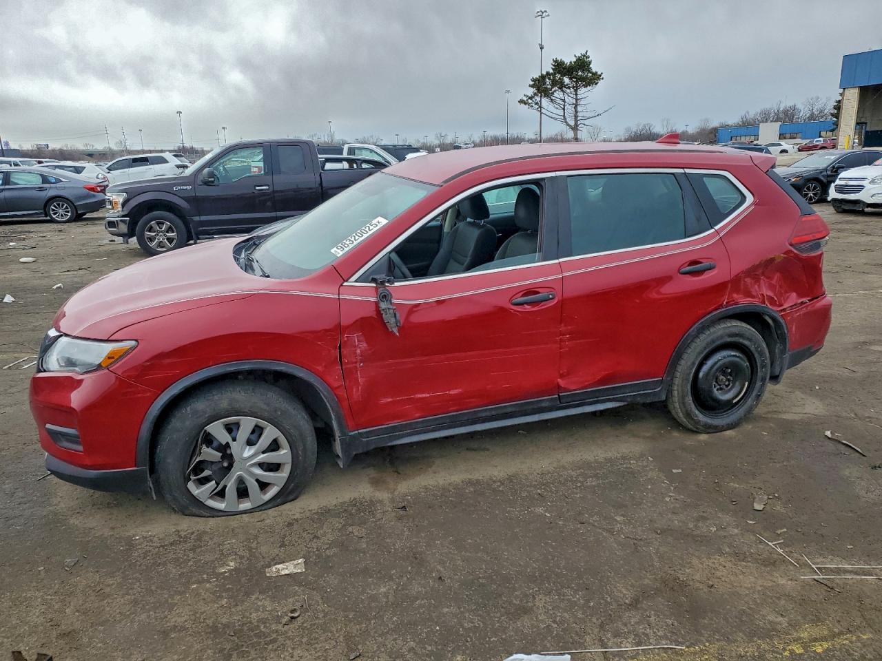 2017 NISSAN ROGUE