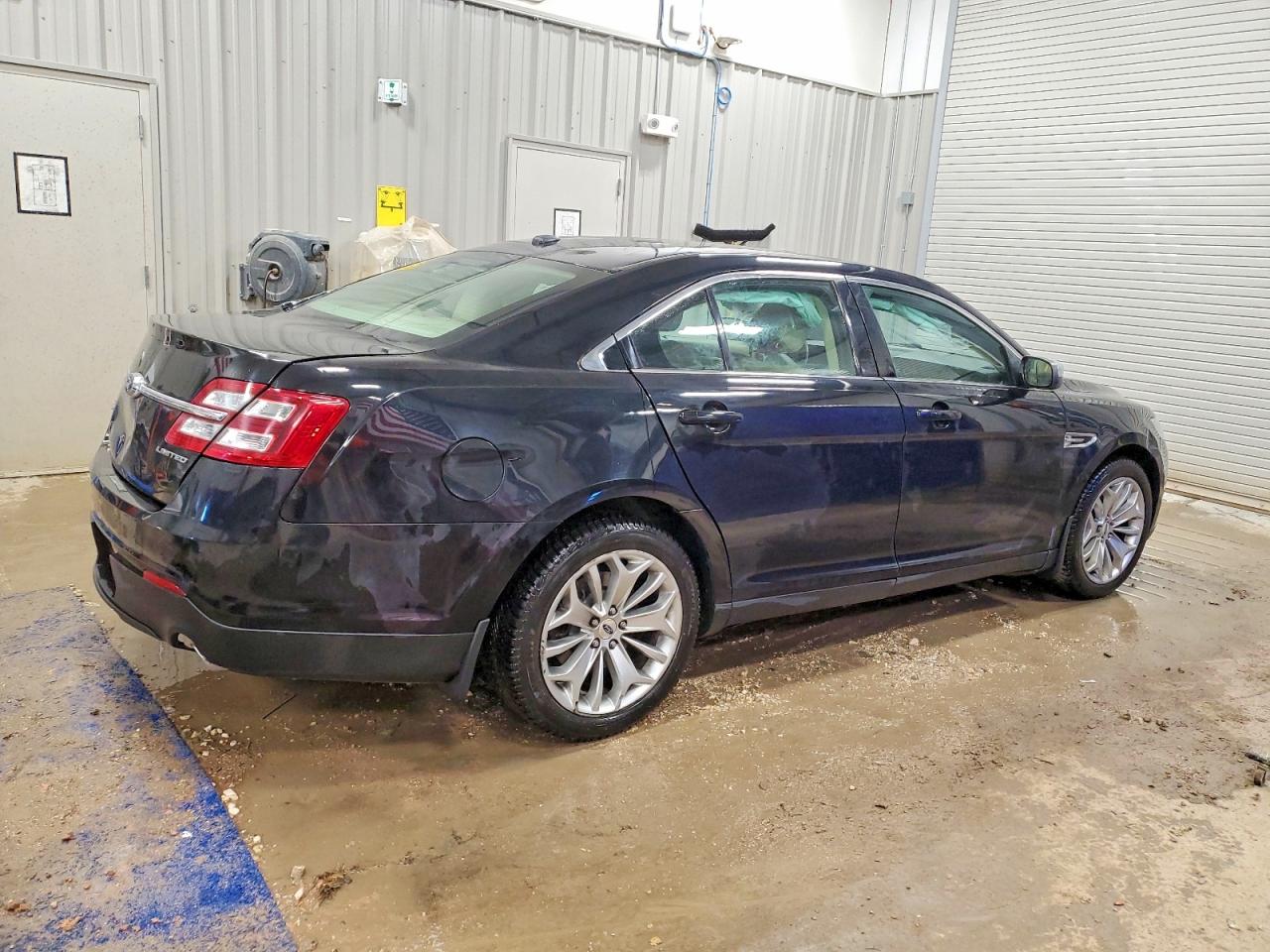 2019 FORD TAURUS LIMITED photo 3