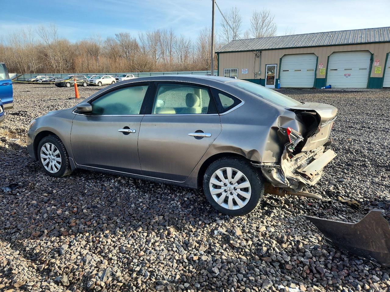 2016 NISSAN SENTRA S photo 2