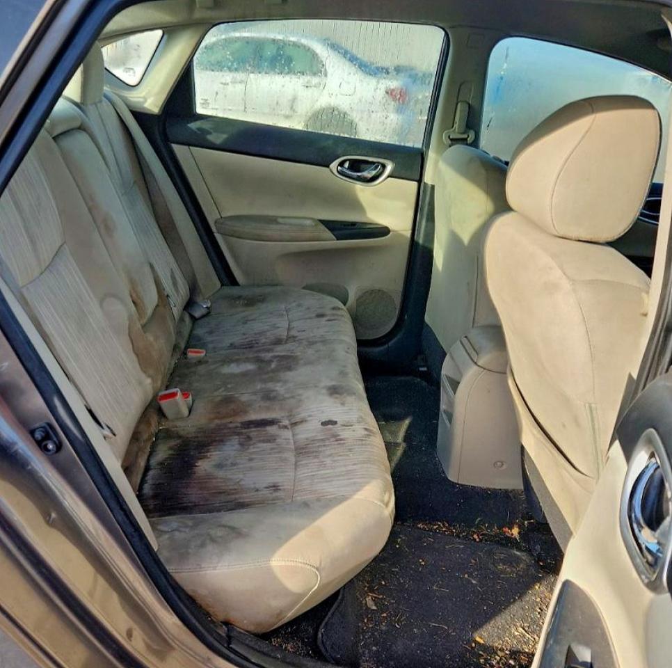 2016 NISSAN SENTRA S photo 10
