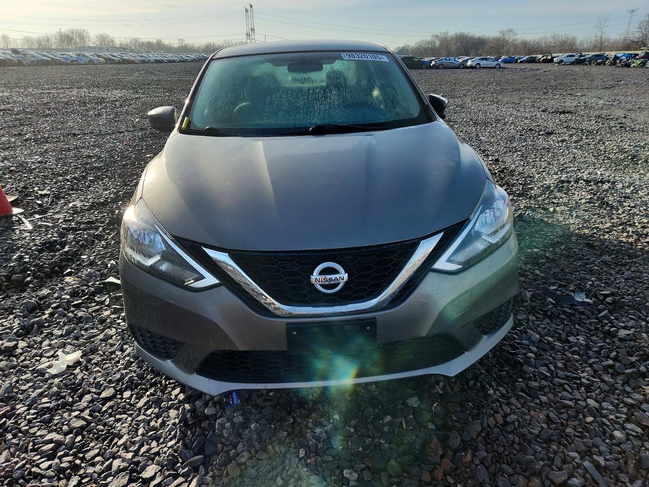 2016 NISSAN SENTRA S photo 5