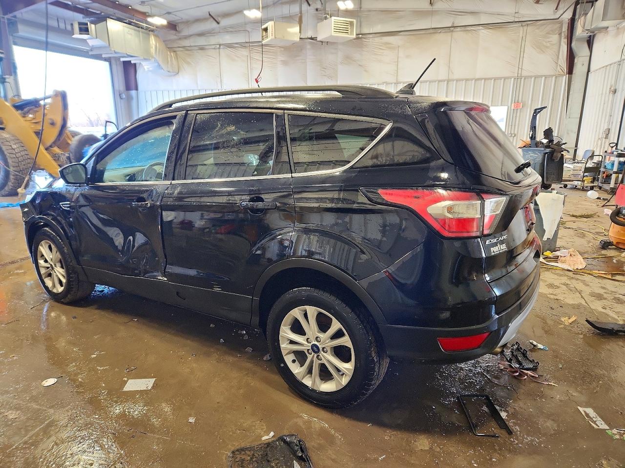 2018 FORD ESCAPE SEL photo 2