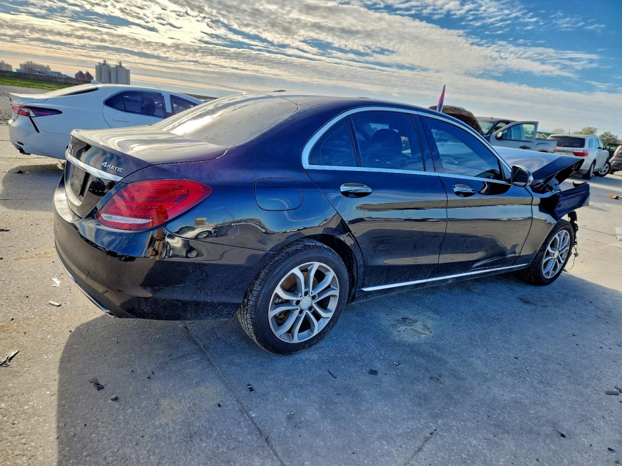 2015 MERCEDES-BENZ C 300 4MATIC photo 3