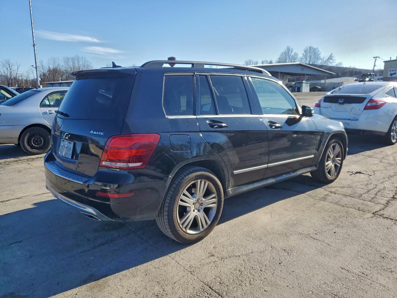 2015 MERCEDES-BENZ GLK 350 4MATIC photo 3