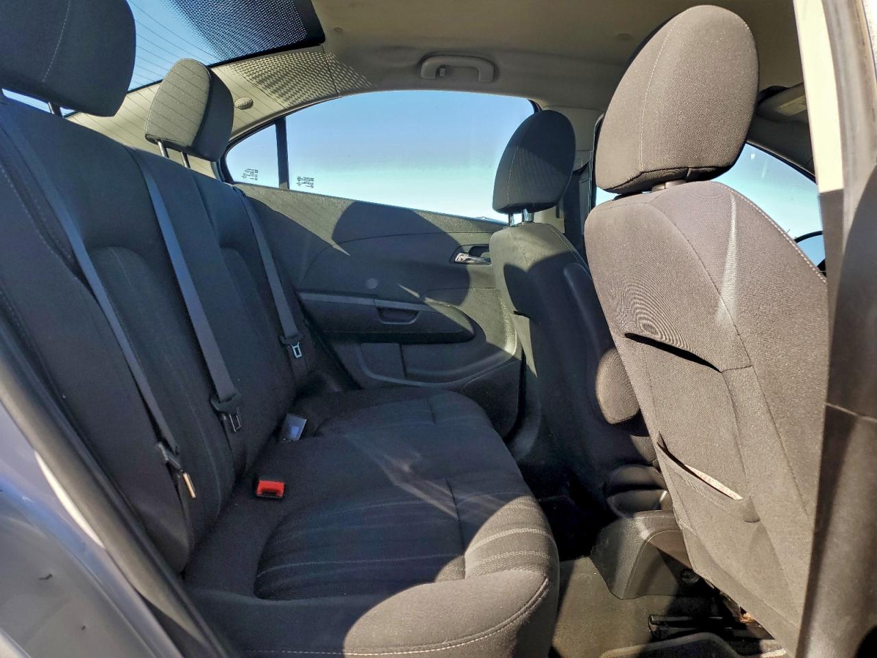 2017 CHEVROLET SONIC LT photo 10