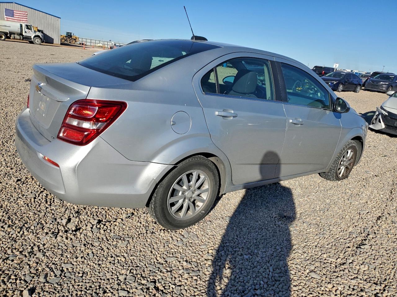 2017 CHEVROLET SONIC LT photo 3