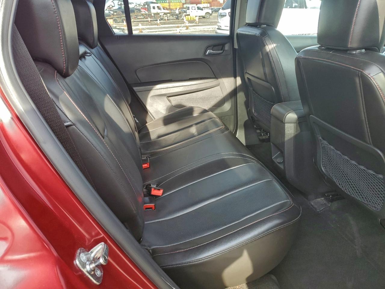 2011 GMC TERRAIN SLT photo 11