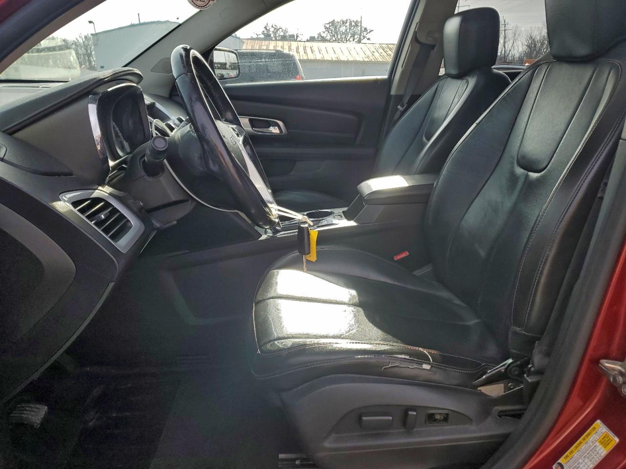 2011 GMC TERRAIN SLT photo 7