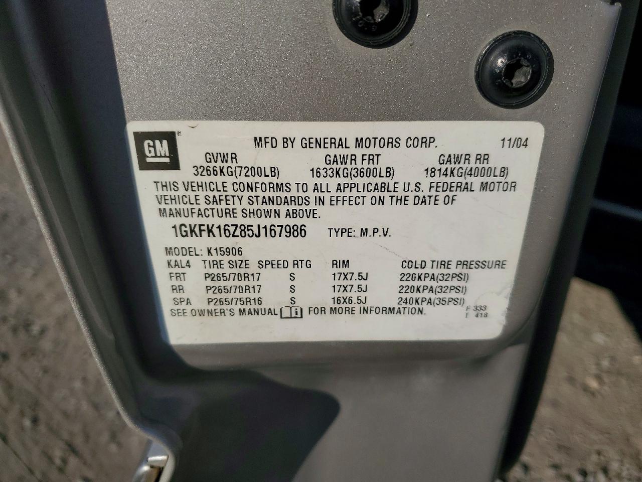 2005 GMC YUKON XL K1500 photo 13