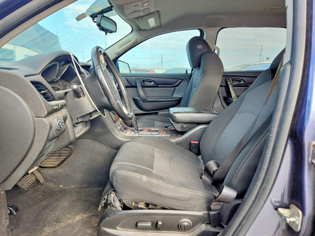2014 CHEVROLET TRAVERSE LT photo 7