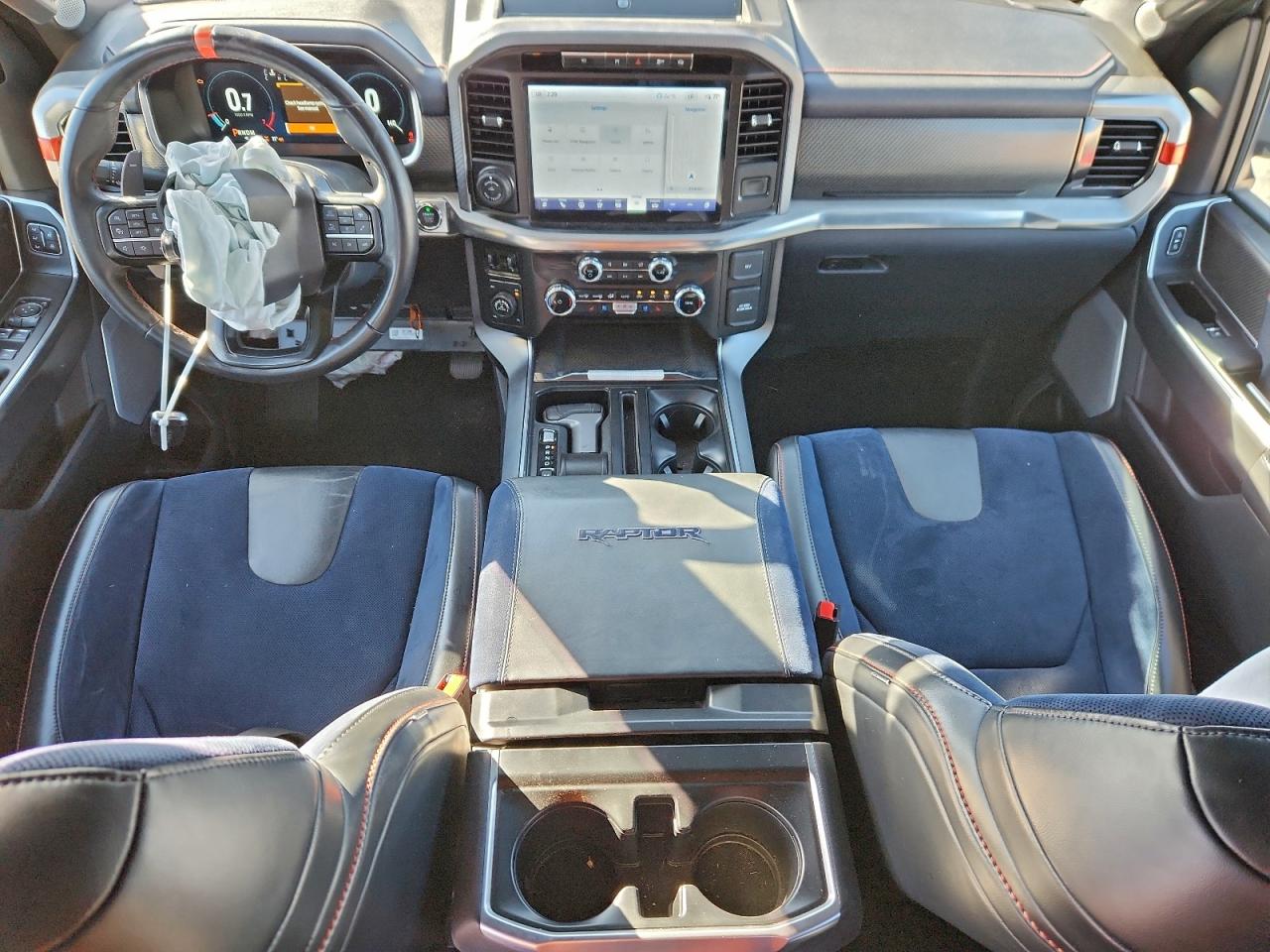 2023 FORD F150 RAPTOR photo 8