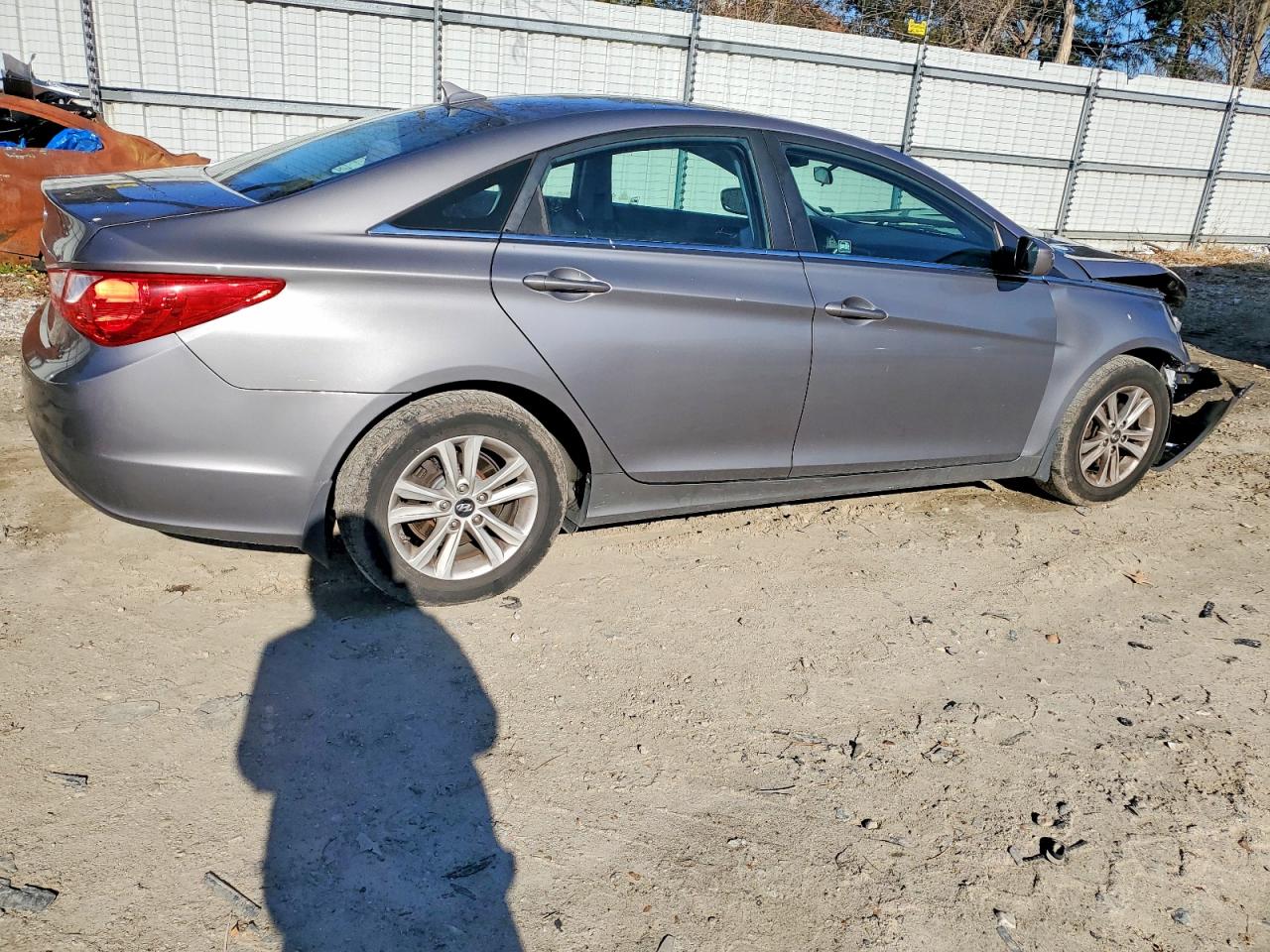 2011 HYUNDAI SONATA GLS photo 7