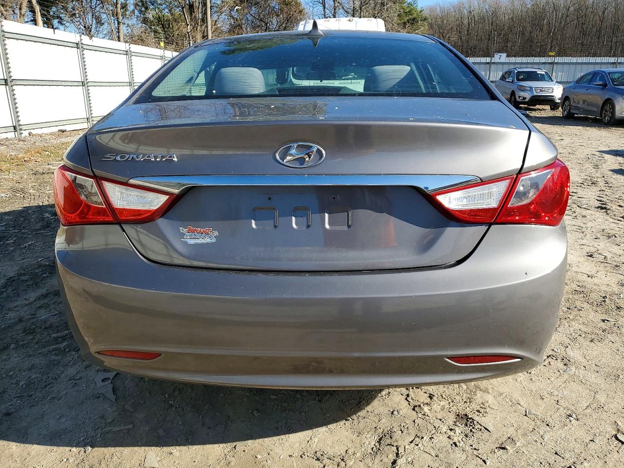 2011 HYUNDAI SONATA GLS photo 16