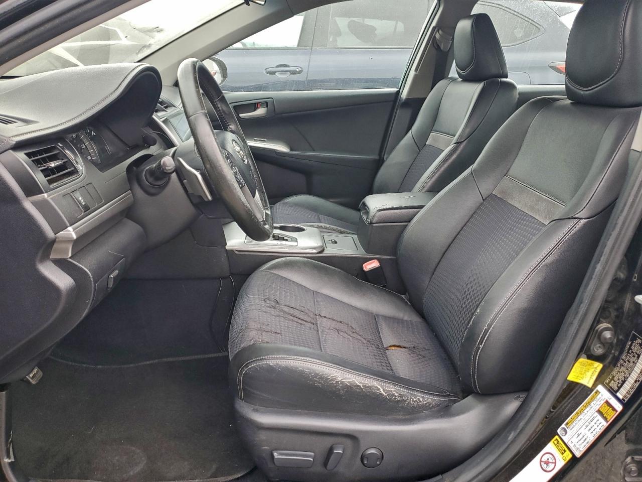 2012 TOYOTA CAMRY BASE photo 7