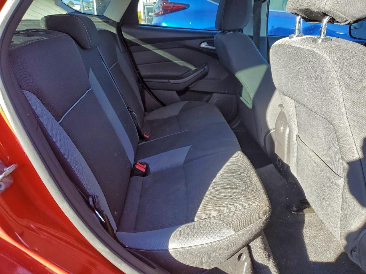 2013 FORD FOCUS SE photo 11