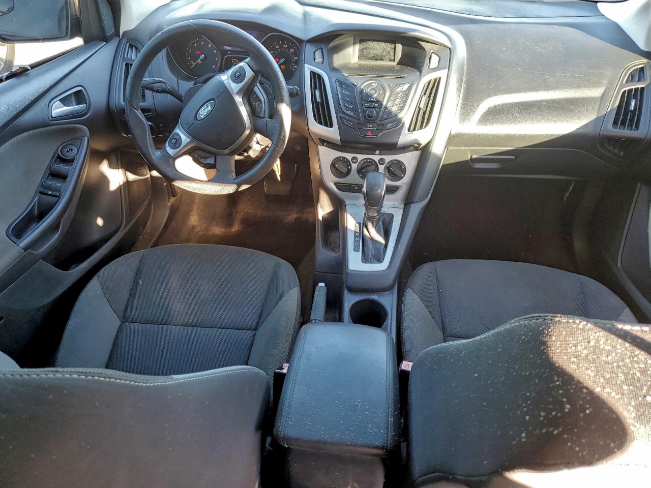 2013 FORD FOCUS SE photo 8