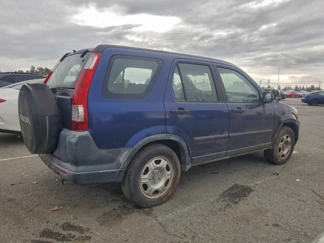 2005 HONDA CR-V LX photo 3