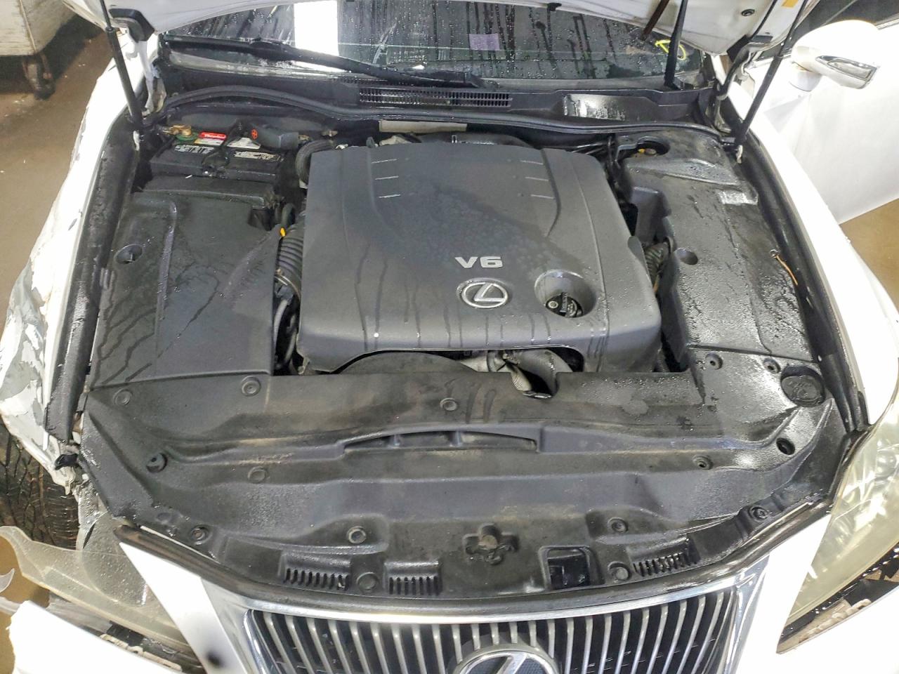 2009 LEXUS IS 250 photo 11
