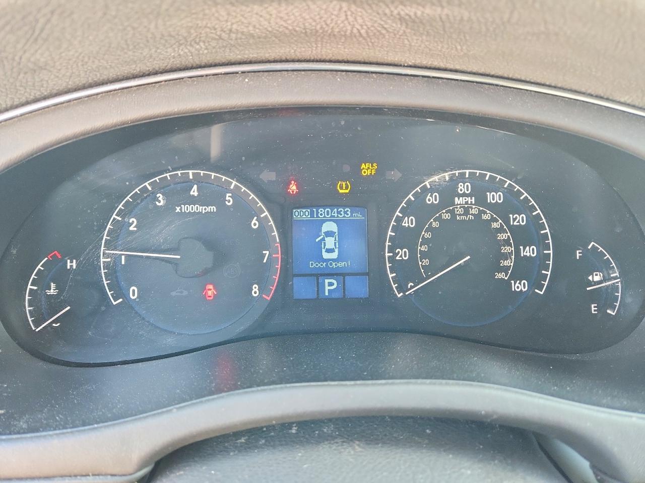 2011 HYUNDAI GENESIS 4.6L photo 9