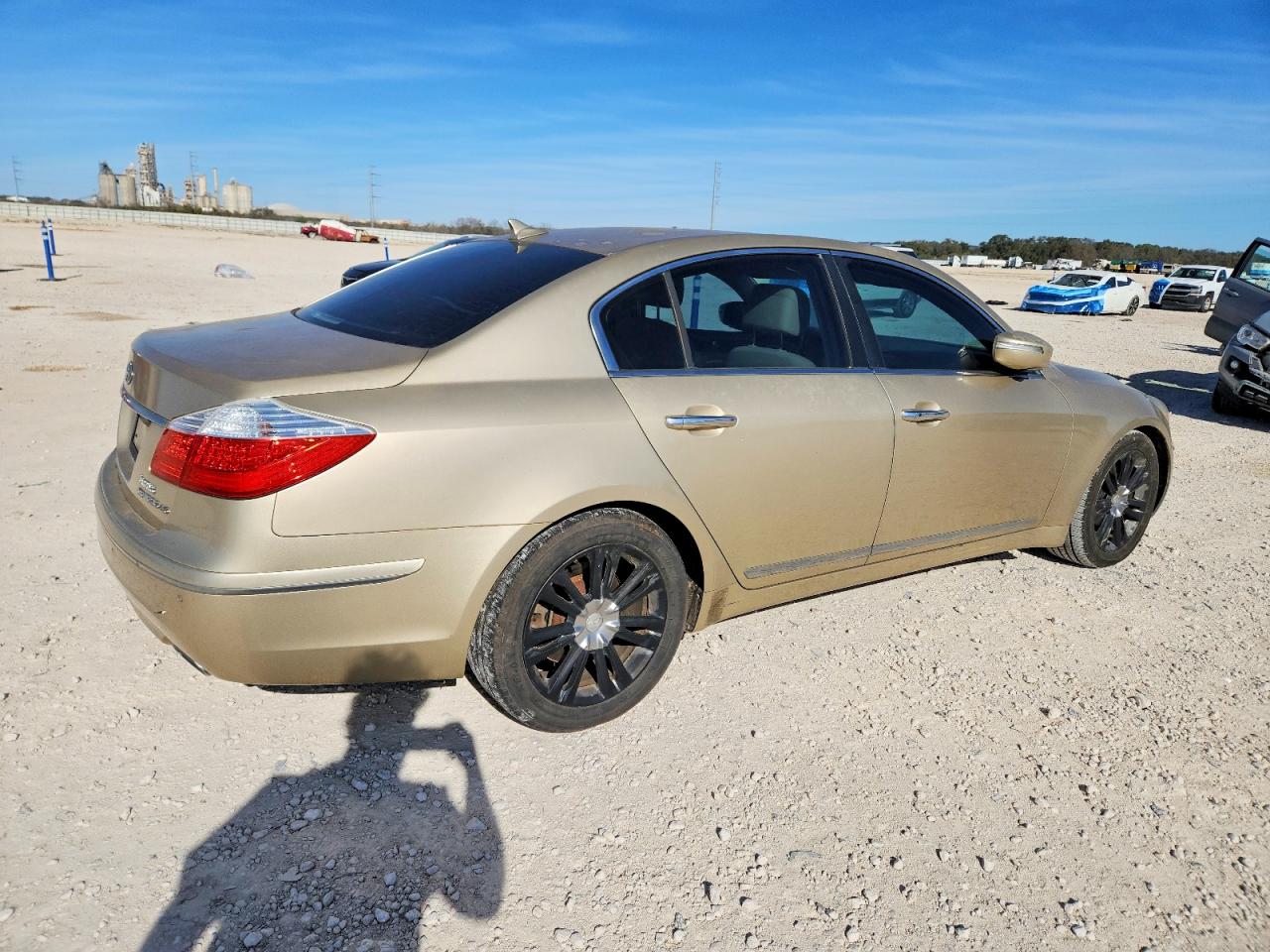 2011 HYUNDAI GENESIS 4.6L photo 3