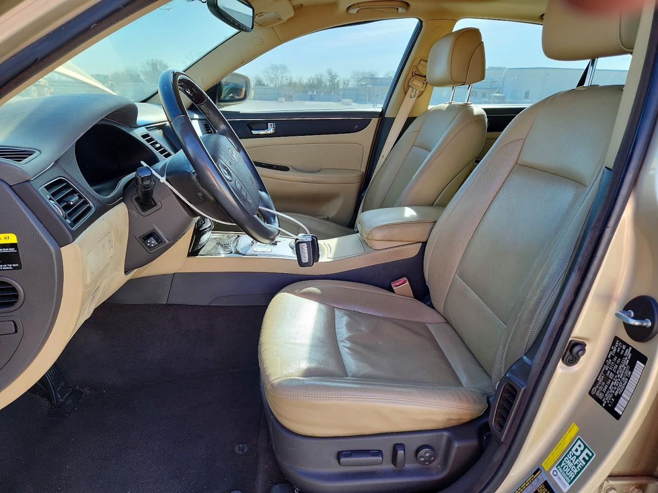 2011 HYUNDAI GENESIS 4.6L photo 7