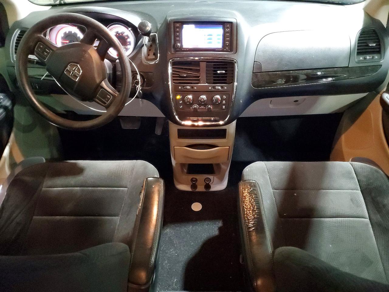2013 DODGE GRAND CARAVAN SE photo 8