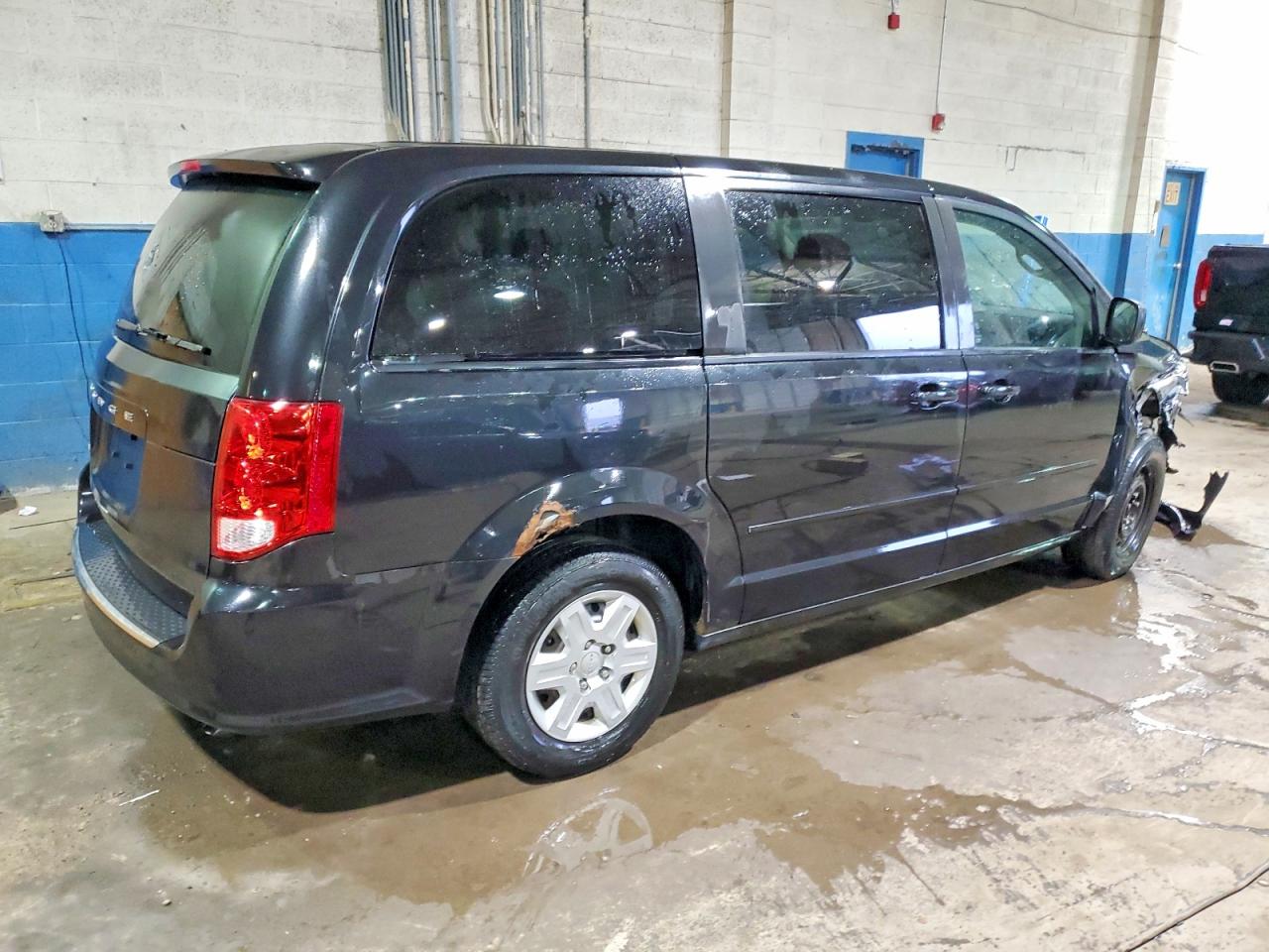 2013 DODGE GRAND CARAVAN SE photo 3