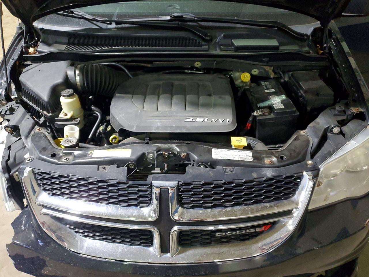 2013 DODGE GRAND CARAVAN SE photo 12