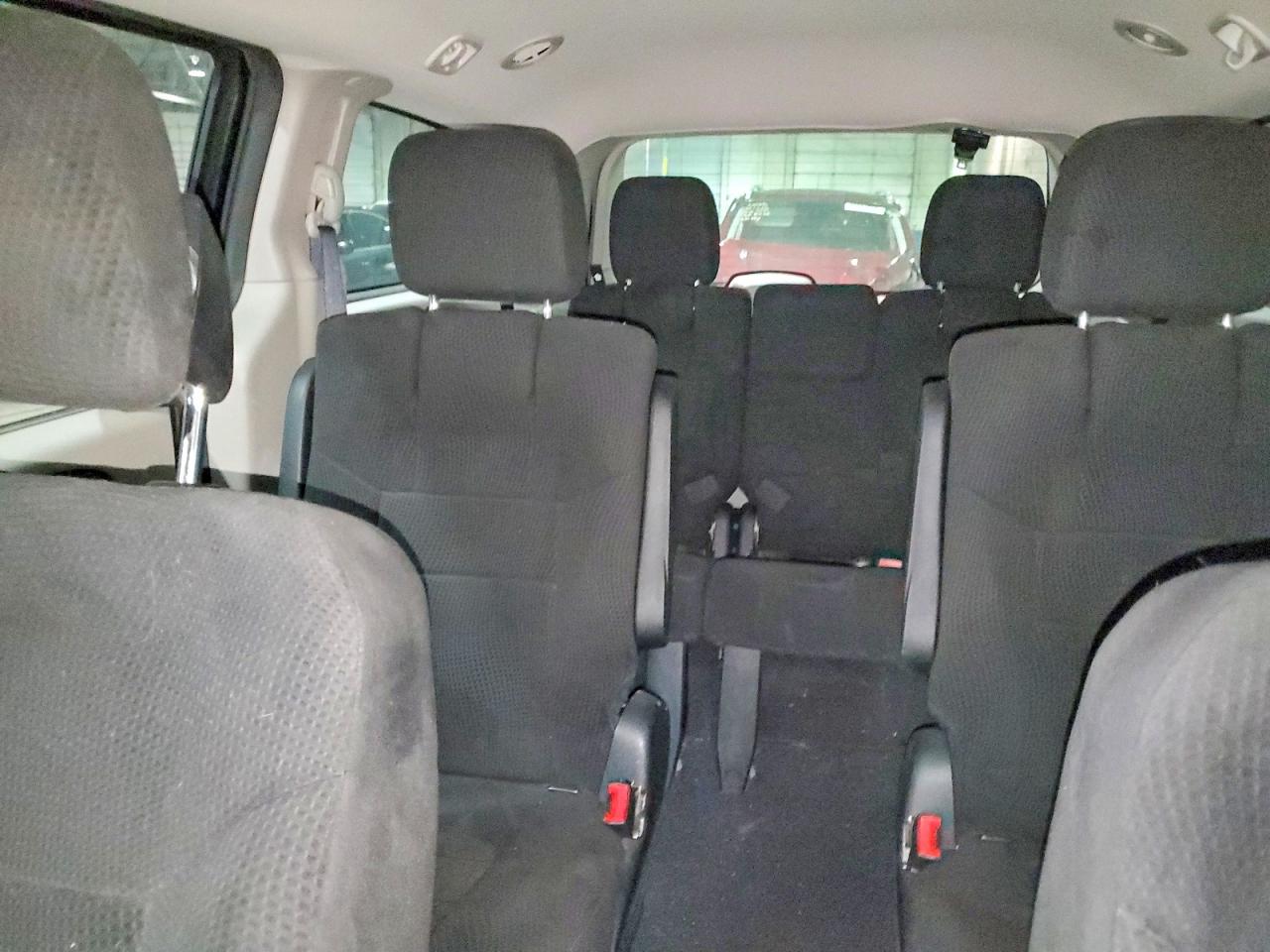2013 DODGE GRAND CARAVAN SE photo 10