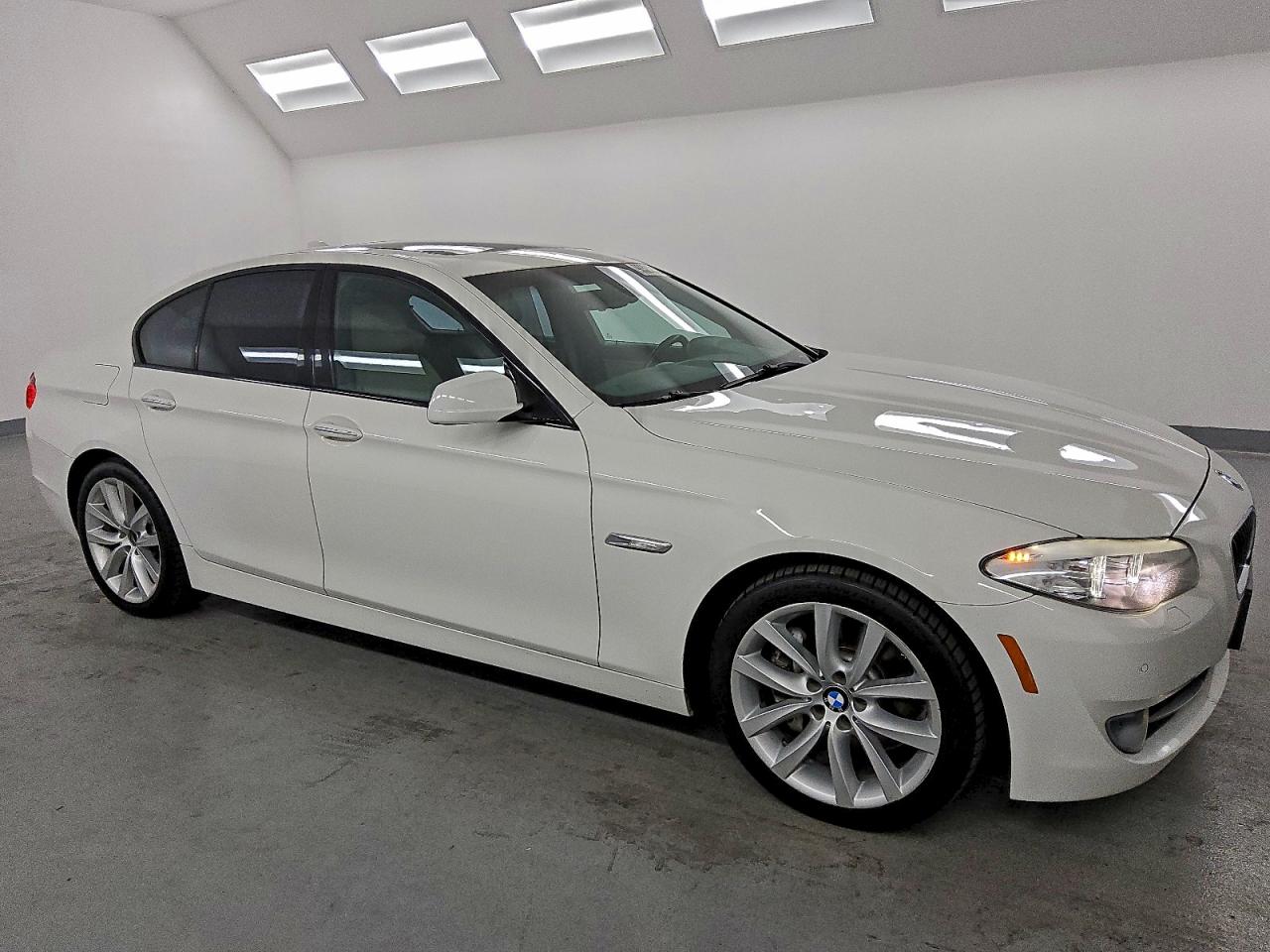 2012 BMW 535 I photo 4