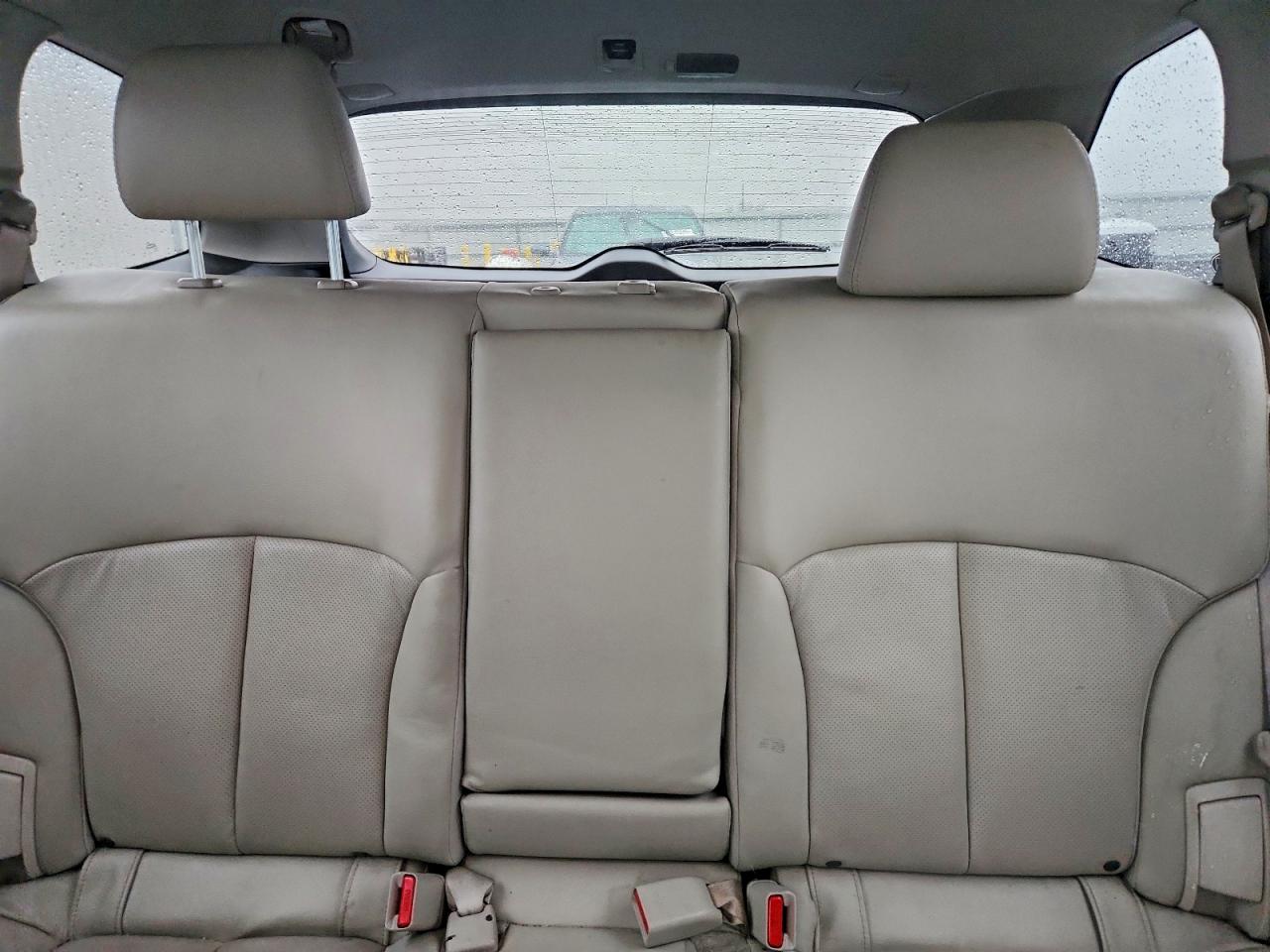 2011 SUBARU OUTBACK 3.6R LIMITED photo 10