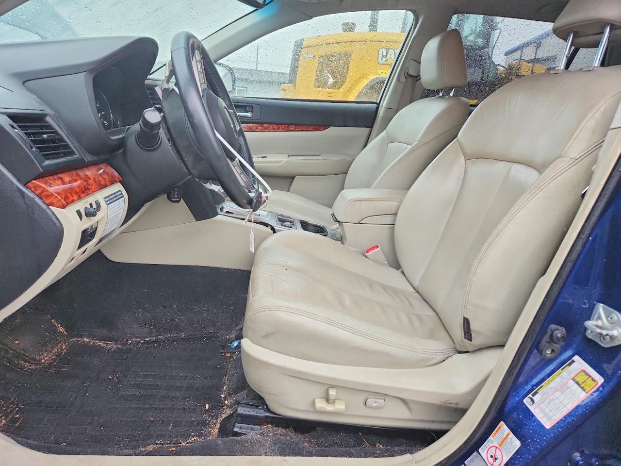 2011 SUBARU OUTBACK 3.6R LIMITED photo 7